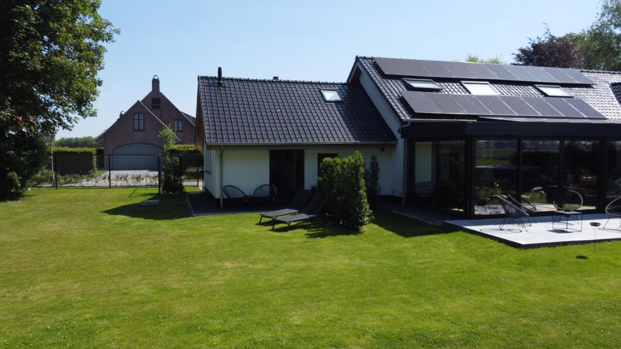 Damse Paveljoentje Comfort En Uitzicht In Damme Bagian luar foto